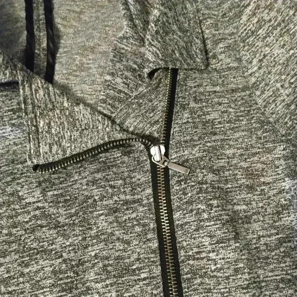 Maurices size medium gray zipper bomber jacket - Picture 3 of 4